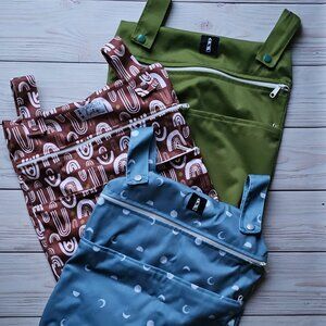 LIKE NEW Lighthouse Kids Signature Double Pocket Wet Bags - Set of 3 + 1 Free